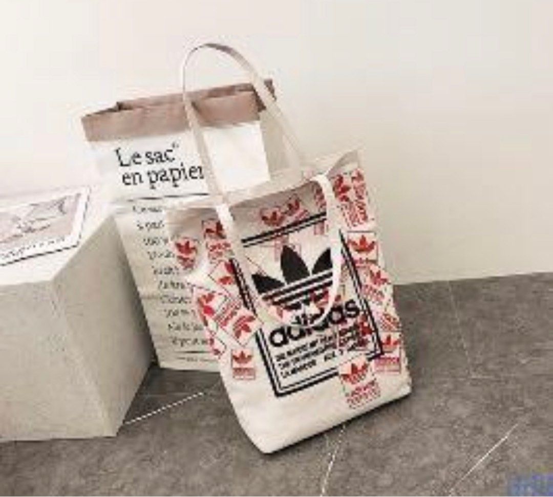 Super new arrive 2023 now Tote bag Adidas/Nike brand new in