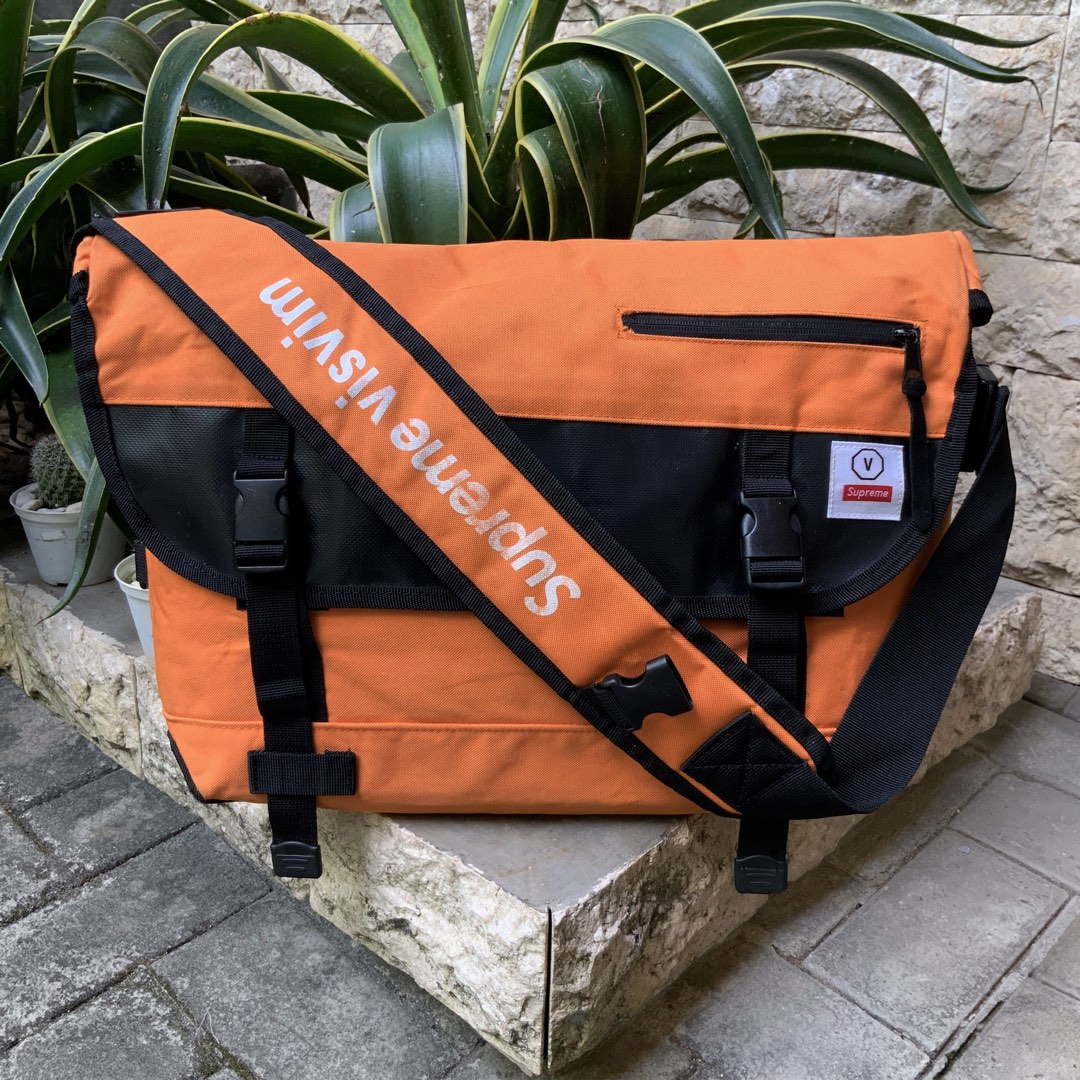 SUPREME X VISVIM MESSENGER BAG MADE IN USA, Fesyen Pria, Tas & Dompet