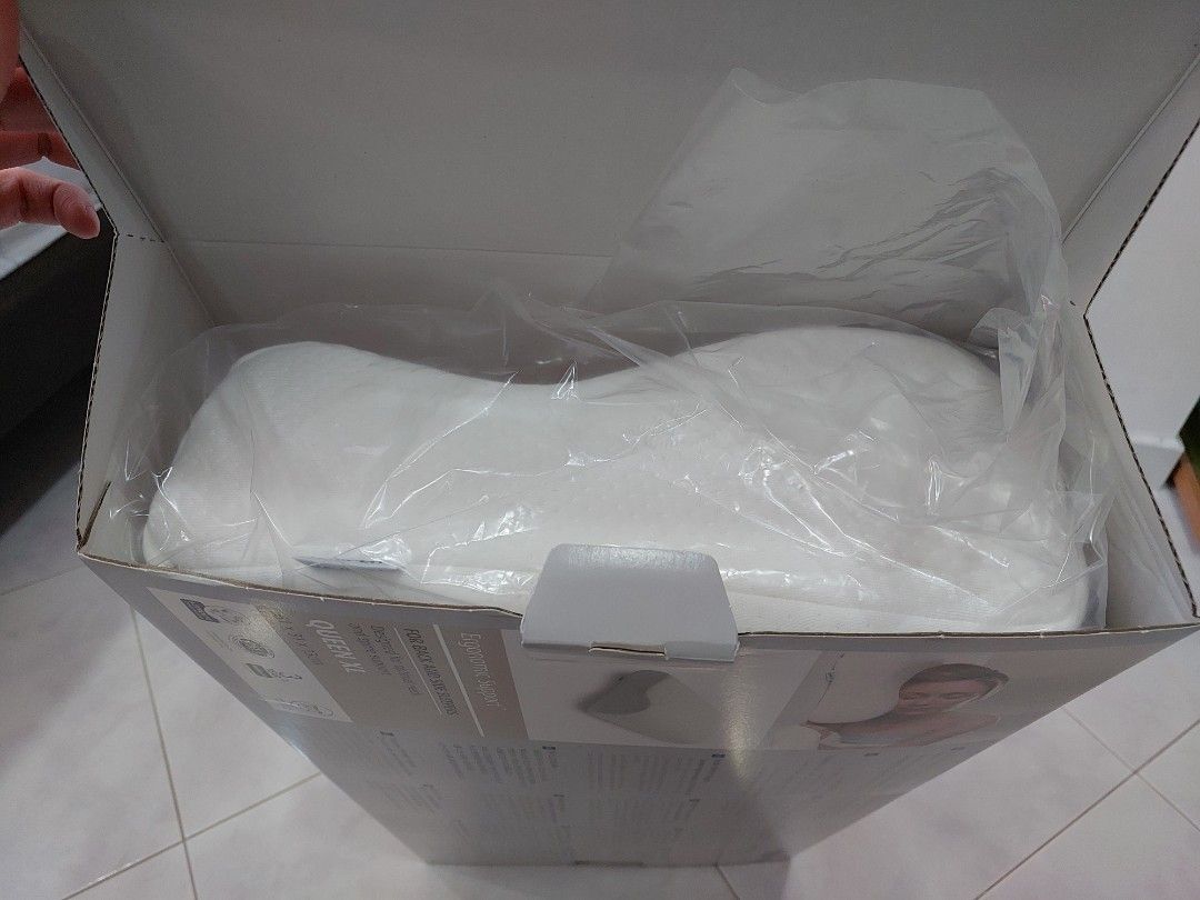 Tempur Original Pillow (Queen XL), Furniture & Home Living, Furniture