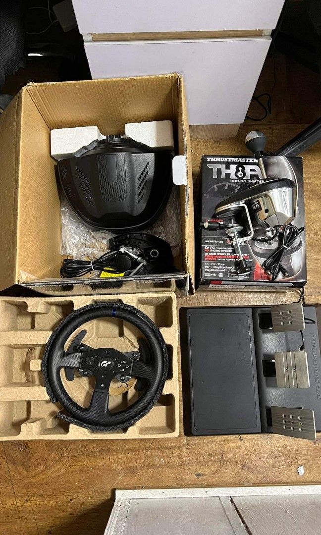 Thrustmaster Sim Rigs Thrustmaster Driving Simulator Rig, Video Gaming, Gaming Accessories ...