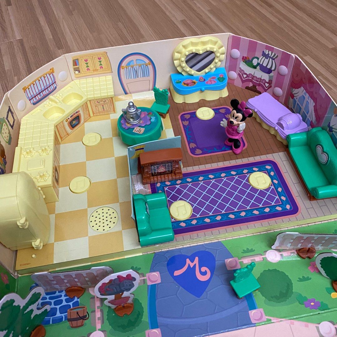 Tokyo Disney Disneyland Minnie Mouse House Playset Play Set Buttons and Sounds, Hobbies & Toys