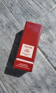 （分類：）位於 。 由 one_perfume 提交（商品編號 1214761613，圖片 1）。簡介： 。