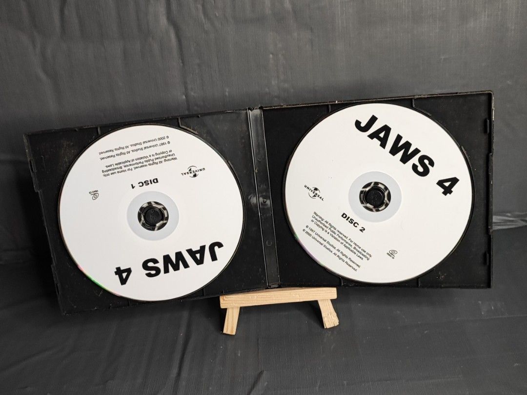 VCD Disc Jaws 1 , 2 , 3 , 4 ( Collection ), Hobbies & Toys, Music