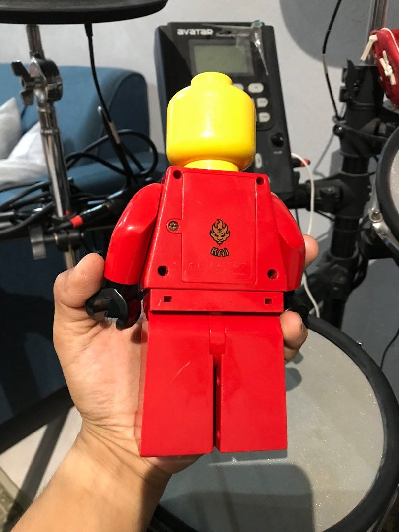 Large lego hotsell figures vintage