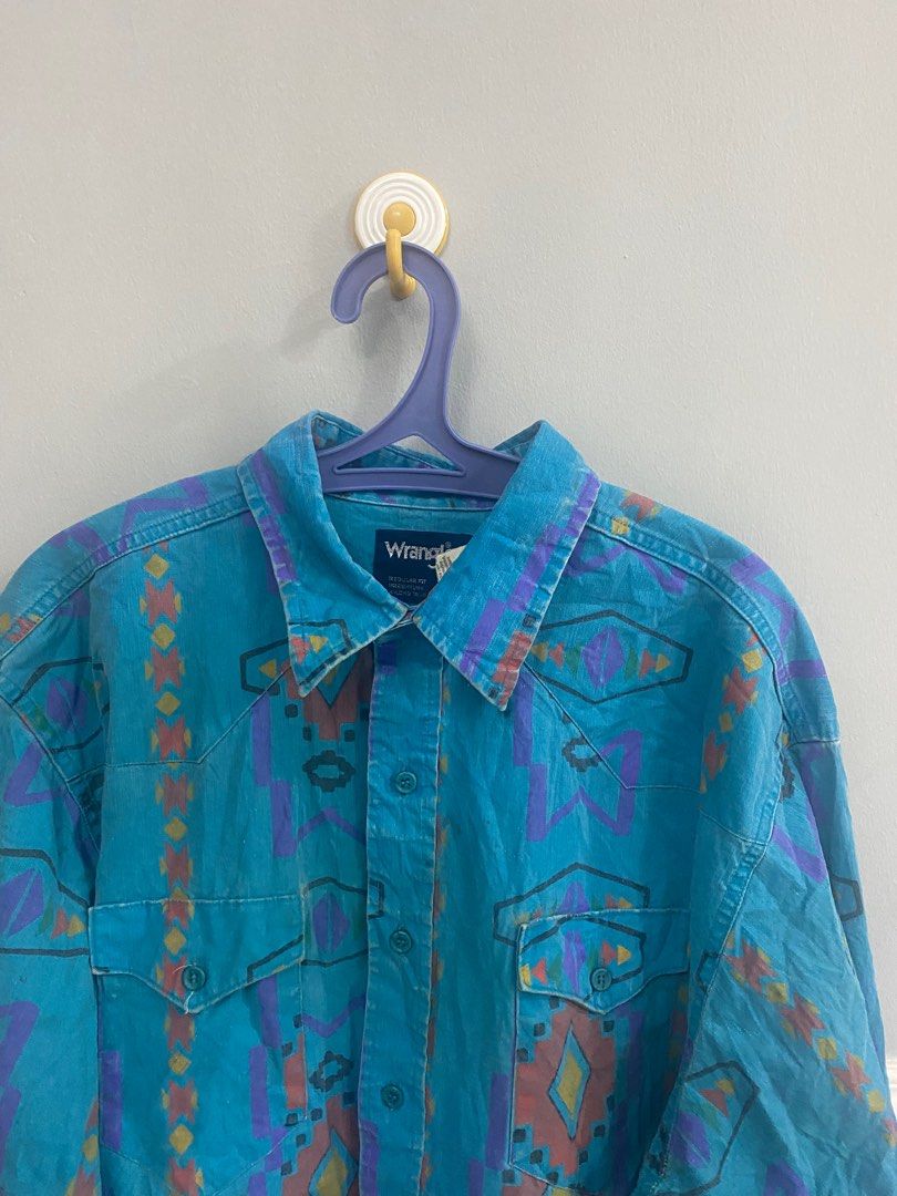 VINTAGE WRANGLER AZTEC NAVAJO WESTERN SHIRT Men s Fashion Coats