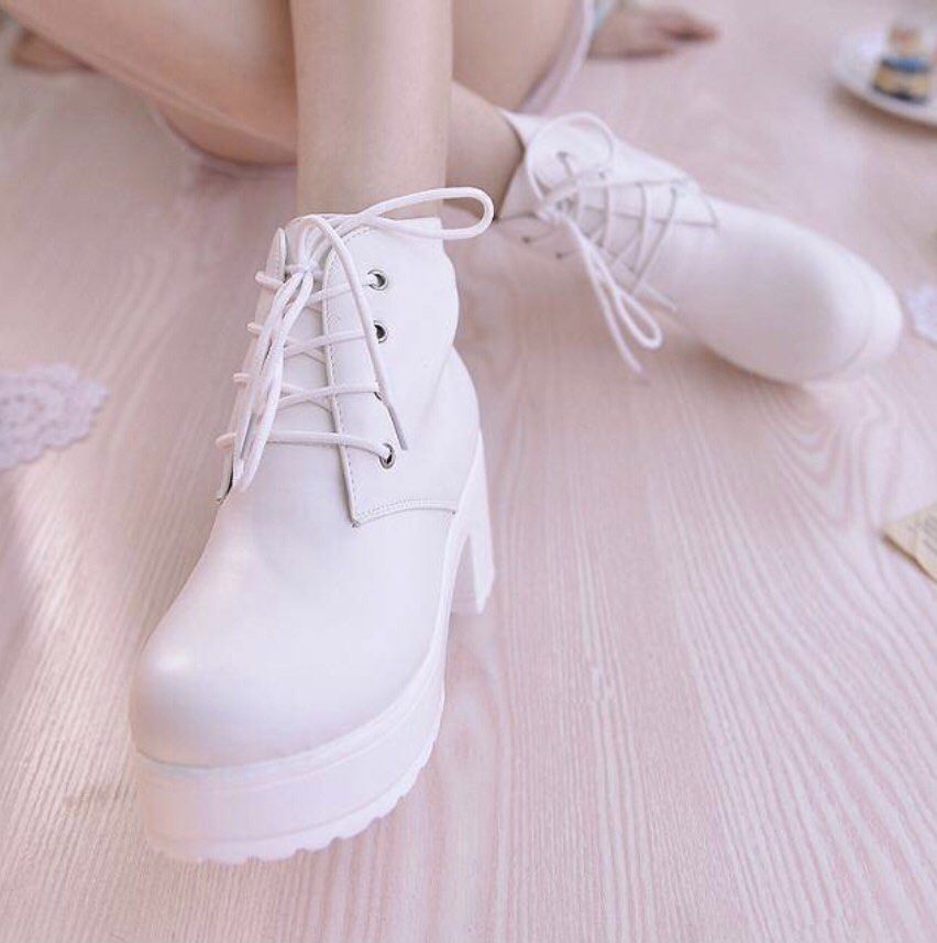 White chunky clearance platform boots