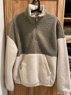 【Zara】毛絨絨卡其半開襟衛衣