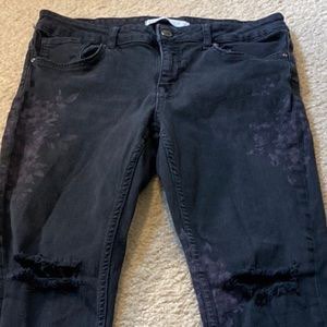 (Category: ) located in . Submitted by clutter_to_go (Listing ID 1214750610, Image 1). Description: .
