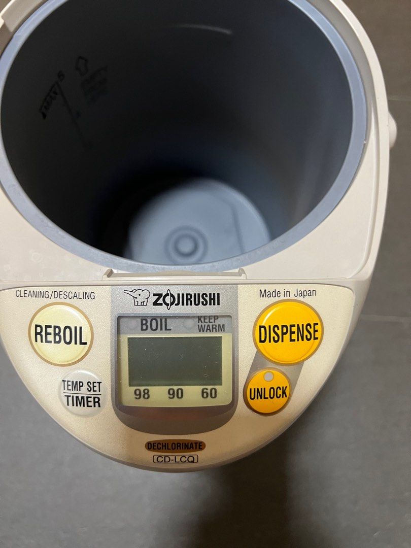 Zojirushi made in japan air pot, TV & Home Appliances, Kitchen