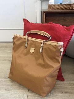 （分類：）位於 。 由 joeylamlam 提交（商品編號 1215022457，圖片 1）。簡介： 。