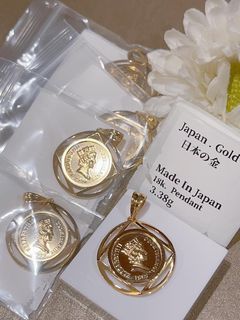 18K Gold Japan Pendant  (3300/g)