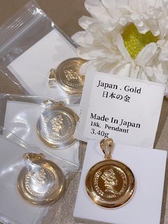 18K Gold Japan pendant (3,300/gram)