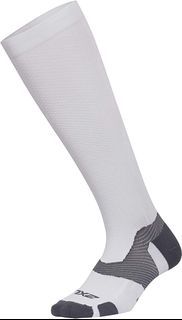 2XU Vectr Full Length Compression Socks Above Calf White/Grey Unisex