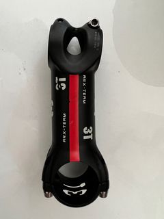 （分類：）位於 。 由 goodstuff3388 提交（商品編號 1215037000，圖片 1）。簡介： 。