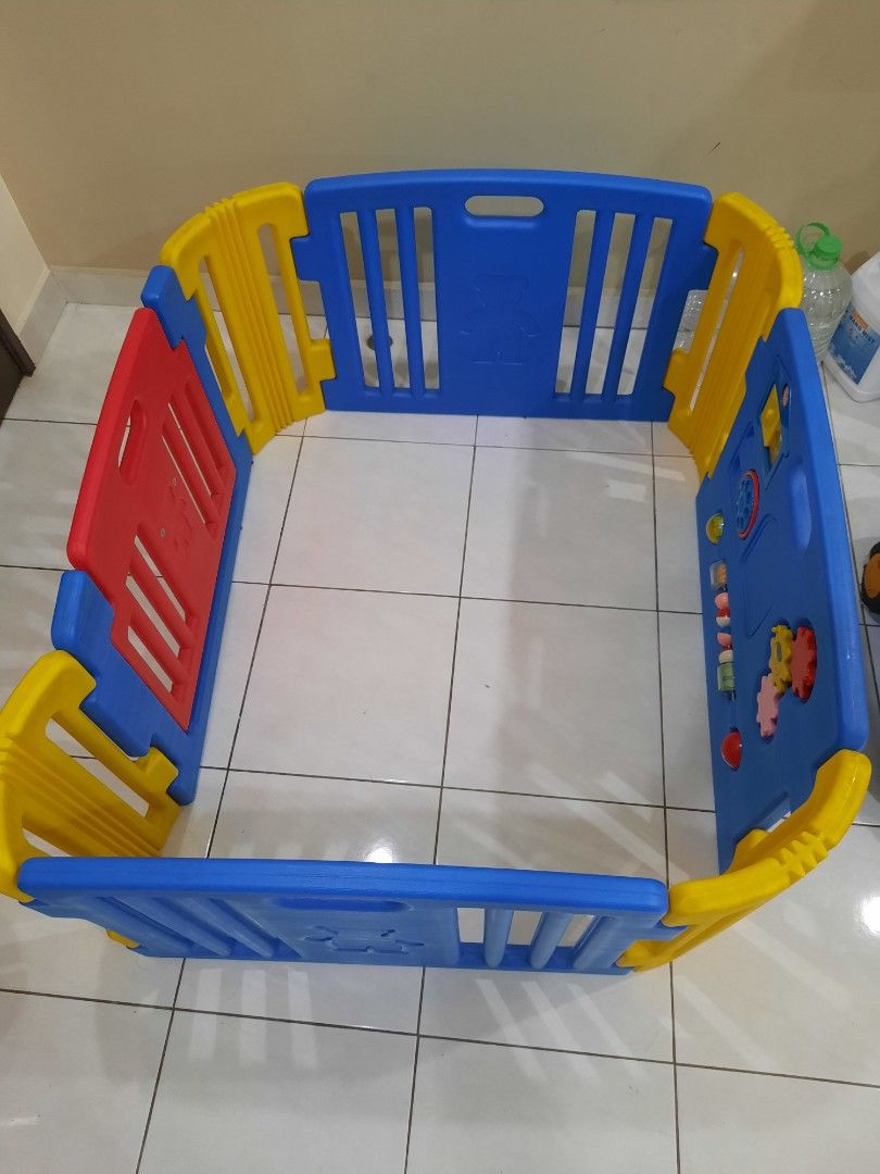 4 panel play yard playpen WITH FOC IKEA BABY CHAIR AND PLAYMAT, Babies & Kids, Infant Playtime