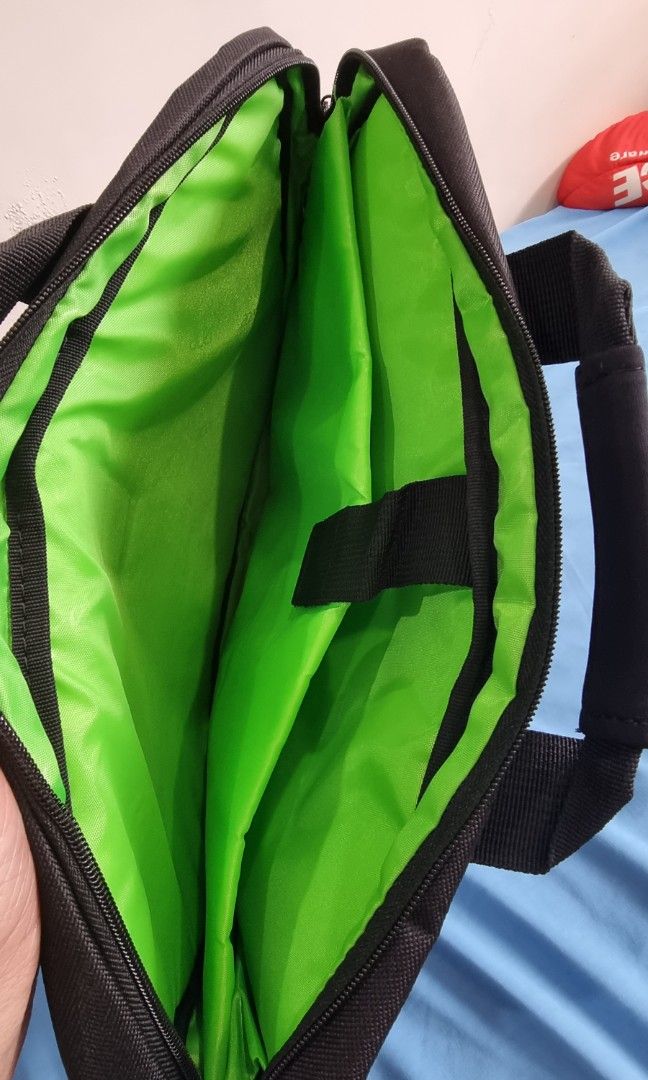 Acer laptop bag (Category: Laptop Bags & Sleeves) located in Marikina City. Submitted by coketumbler (Listing ID 1215020431, Image 2). Description: Unused Acer laptop bag RFS : not needed/have a new laptop and laptop bag For Metro Manila buyers only Payment: GCash.