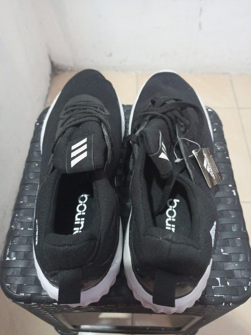 Adidas Alphabounce KW Fesyen Pria Sepatu Sneakers di Carousell