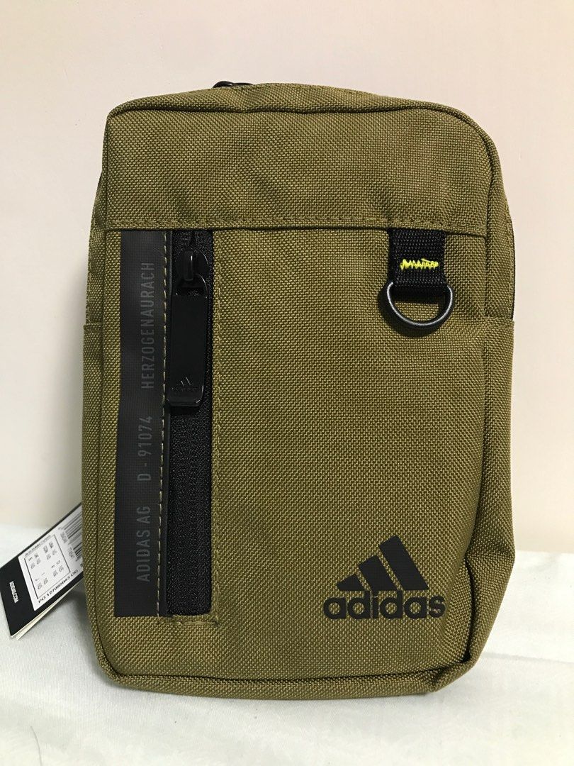 Adidas New Classics Organiser GN9870
