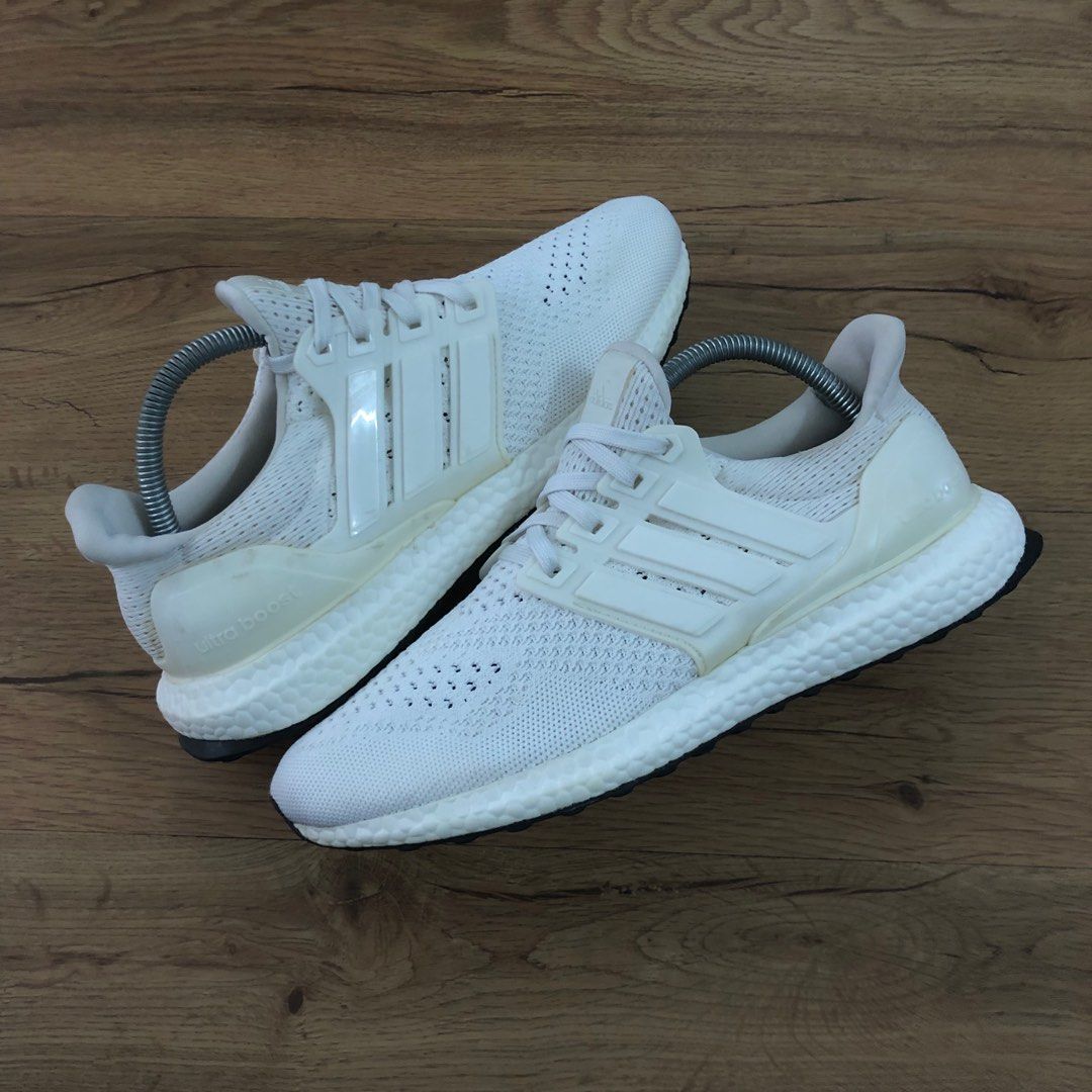 Womens ultra boost white 7.5 hot sale
