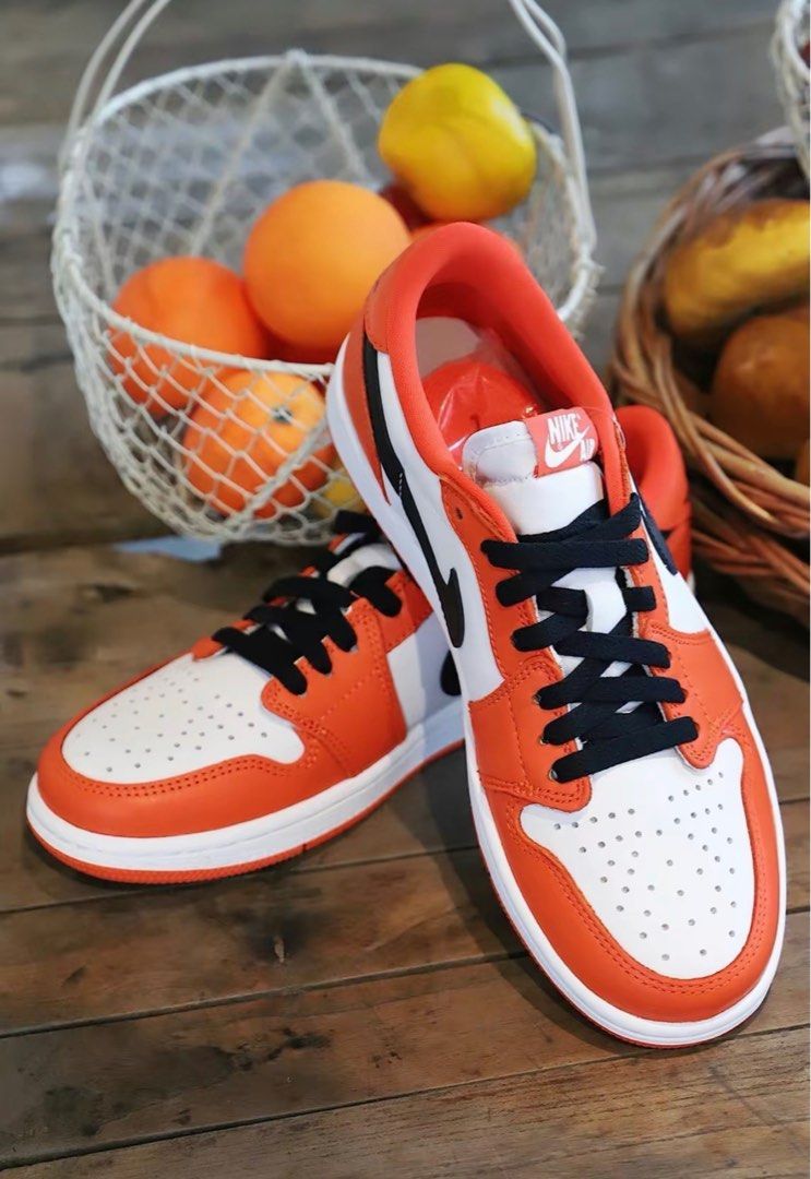 Air jordan low shattered backboard clearance