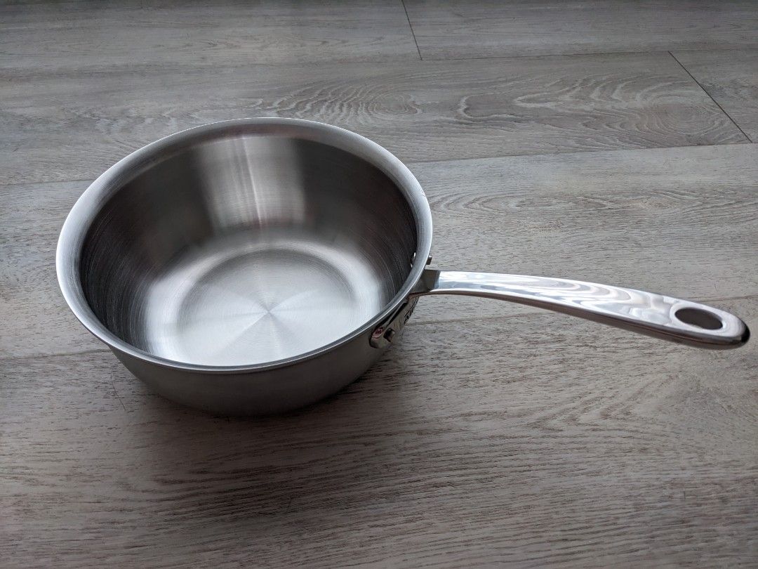 AllClad ® d3 Curated 2.5Quart Saucier with Lid, Furniture & Home