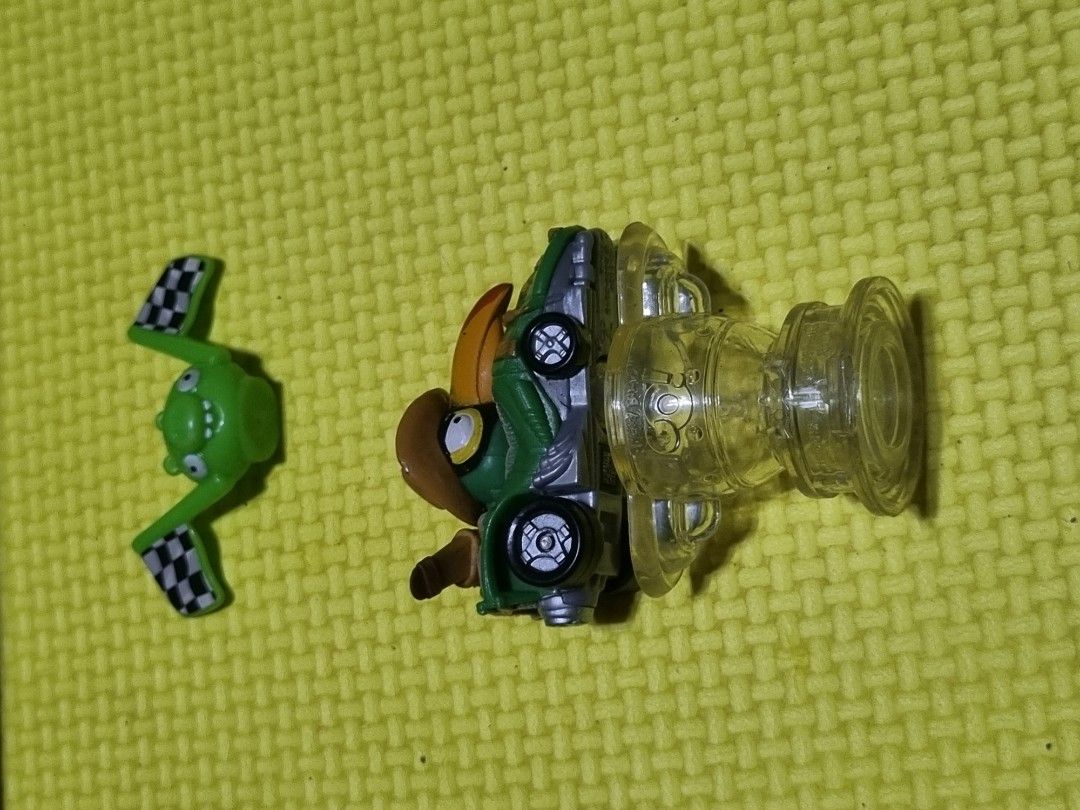 Angry Birds Go Dual Launcher (Category: Action & Battle Toys) located in Silang. Submitted by samflores2k4t7 (Listing ID 1215054261, Image 3). Description: For sale Angry Birds Go Dual Launcher 2013 Rovio Hasbro Includes 1 cart, launcher, target, & telepods base.