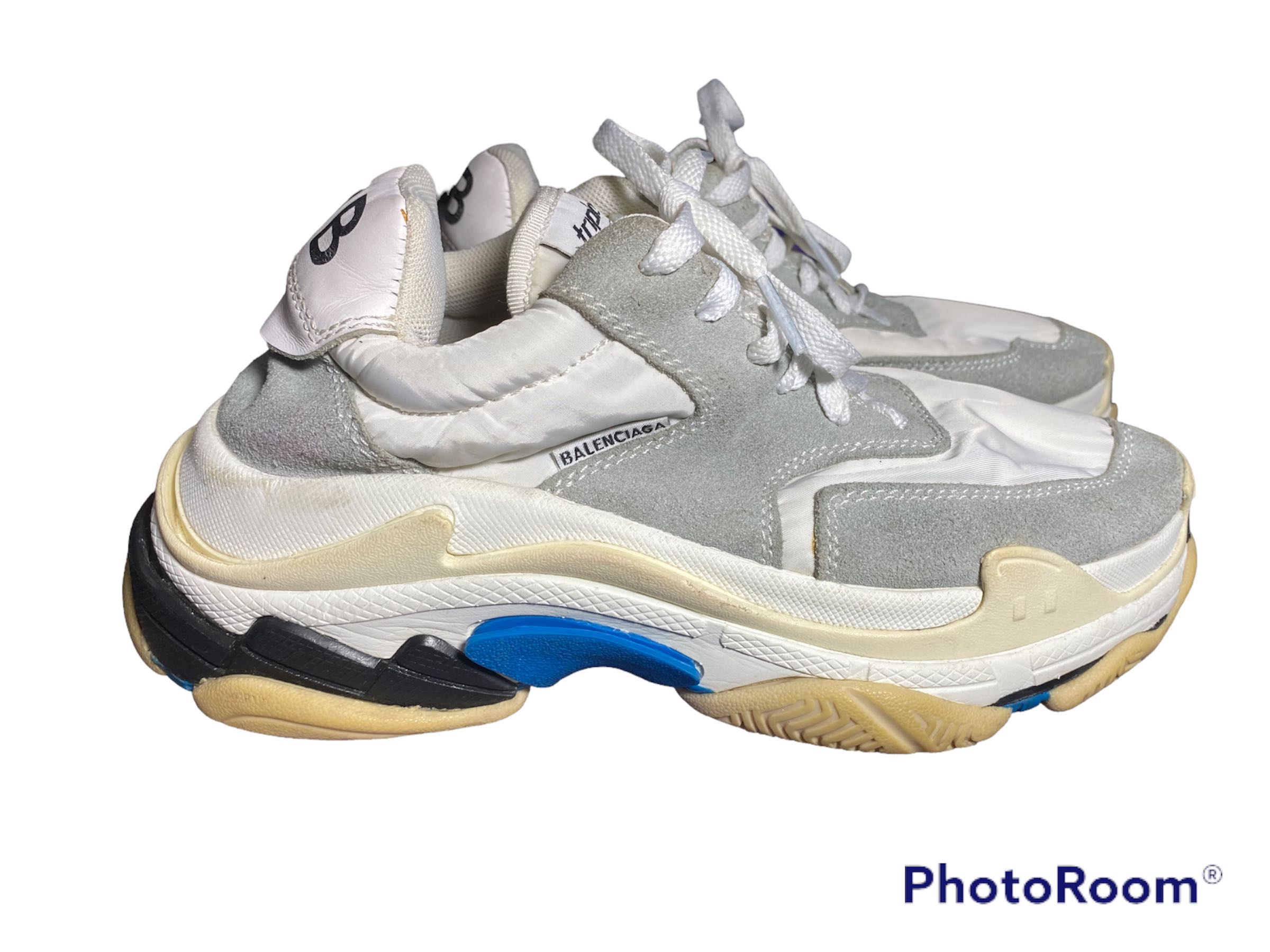 Balenciaga triple s promo best sale