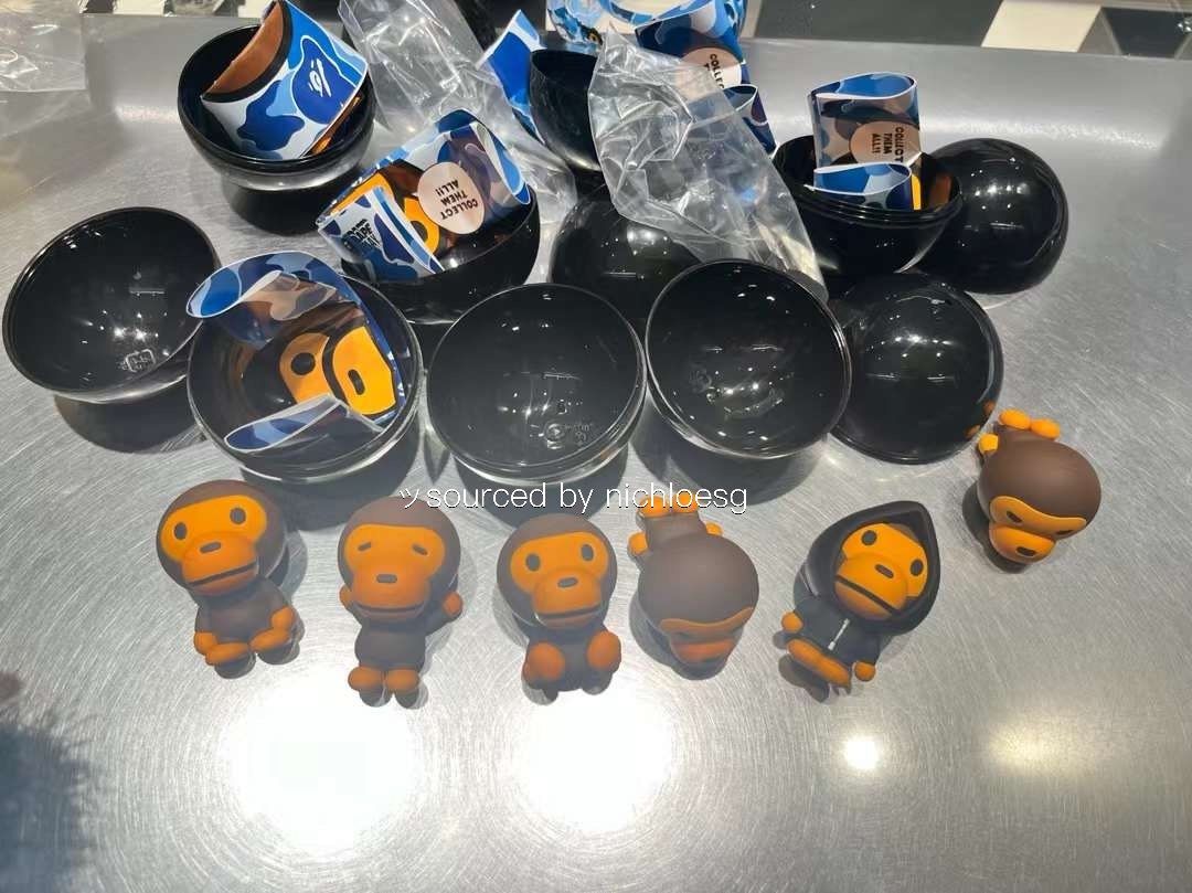 BAPE BABY MILO CAPSULE FIGURE / CAPSULE FIGURE BOX