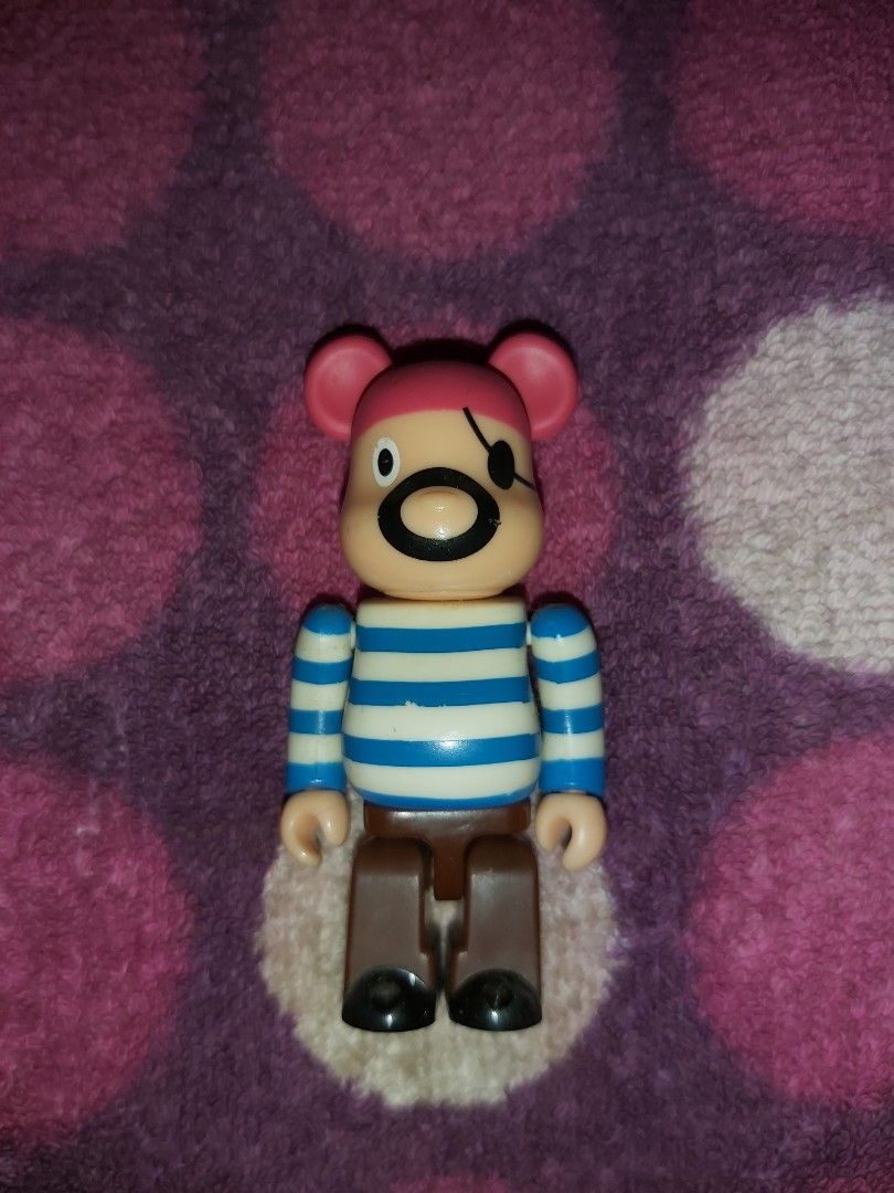 Bearbrick 1975 Tomy B@0110105 黑危機一發発海盜海賊Collection