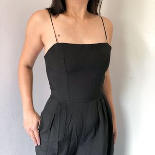 (Category: ) located in . Submitted by un.preloved_ (Listing ID 1215059522, Image 1). Description: .
