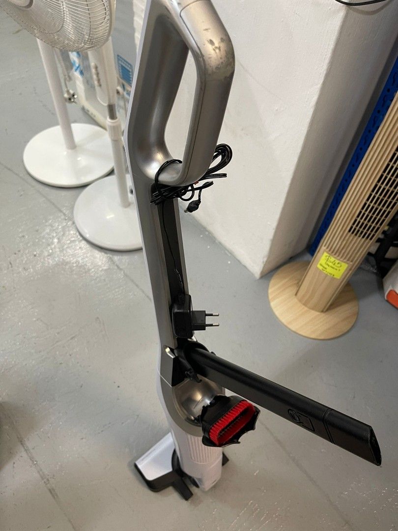 BOSCH BCH3K255 HANDSTICK VACUUM (25.2V), TV & Home Appliances, Vacuum ...