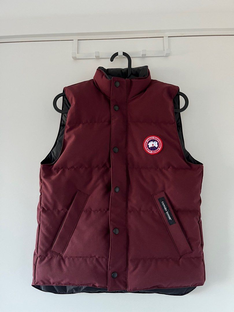 BRAND NEW Canada Goose Youth Gilet Elderberry Luxury Apparel