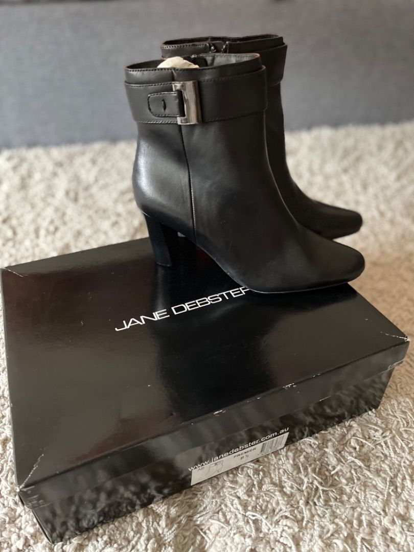 PRICE REDUCED Brand New JANE DEBSTER Leather Boots from AUSTRALIA