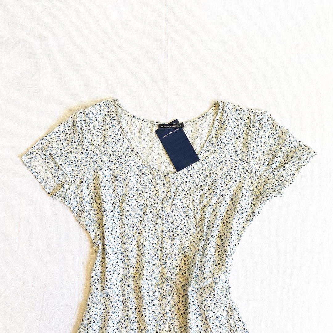 Brandy Melville Lara Dress, Women's Fashion, Dresses & Sets, Dresses on