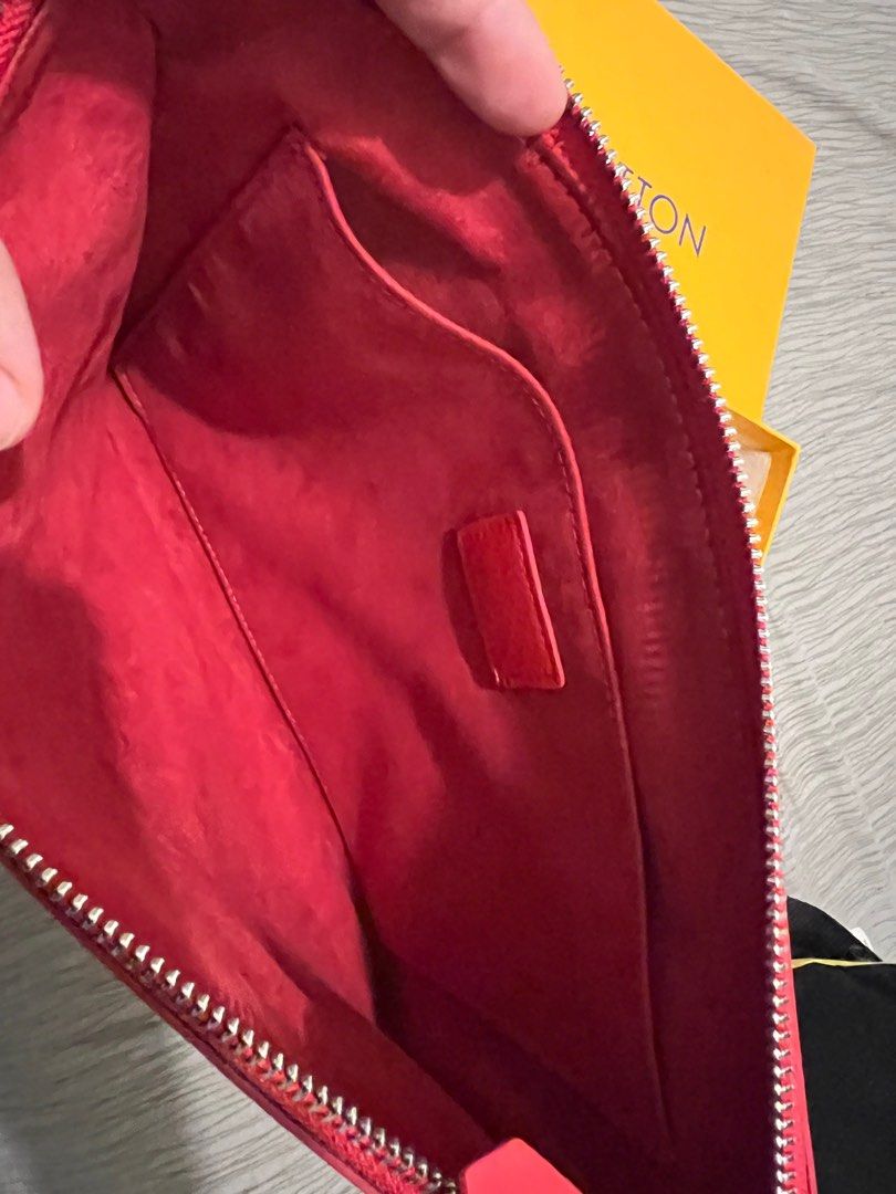 Bright red LV Clutch Bag ❤️ (Category: Luxury Bags & Wallets) located in Las Pinas. Submitted by dianes28 (Listing ID 1215134046, Image 3). Description: Actual photos are posted. Super nice in actual! Gamuza inner Louis Vuitton Clutch Bag (Coded) Perfect as a gift 🎁 Can deliver this asap within Metro Manila! .