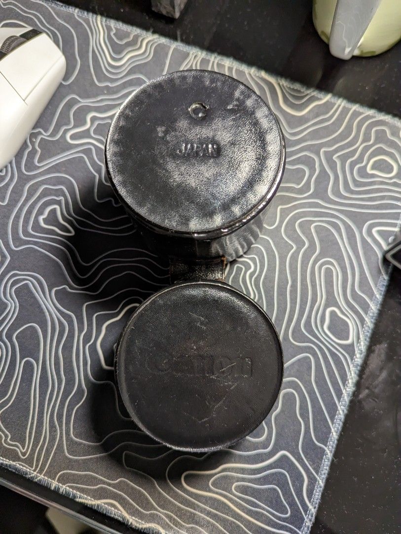 Canon FD leather lens case/container ORIGINAL (Category: Other Photography Accessories) located in Quezon City. Submitted by marcusquimson (Listing ID 1215055207, Image 3). Description: hi! I am selling my Canon FD leather lens container. Item condition is 6/10- exhibiting normal wear and tear. Location: Ever Gotesco Commonwealth.