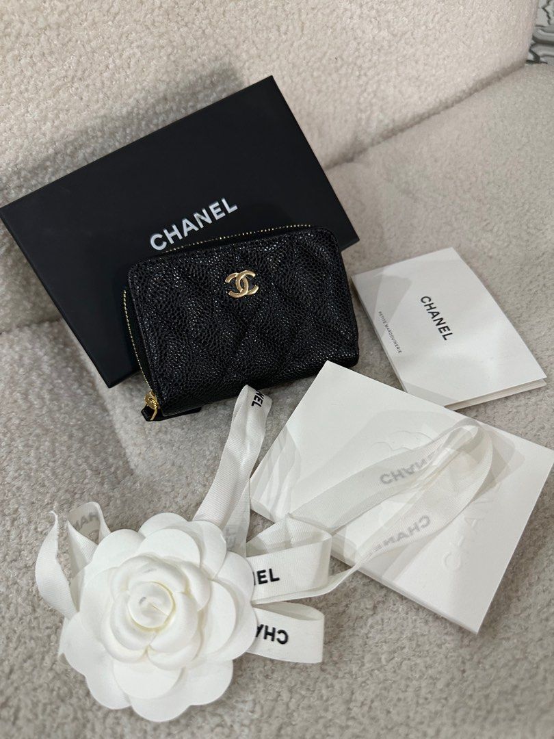 Chanel Zippy Wallet (Category: Luxury Bags & Wallets) located in Zamboanga. Submitted by joysl_ph (Listing ID 1215009566, Image 2). Description: Chanel wallet in Caviar, kept unused.