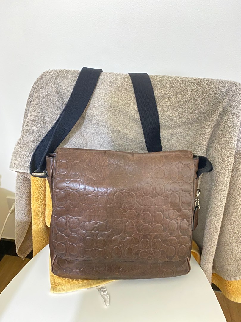 Coach Men’s crossbody sling bag brown original authentic, Men's Fashion