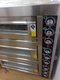 #COMMERCIAL TRIPLE DECKER OVEN ALL ELECTRIC ONSTOCK NOW !!!