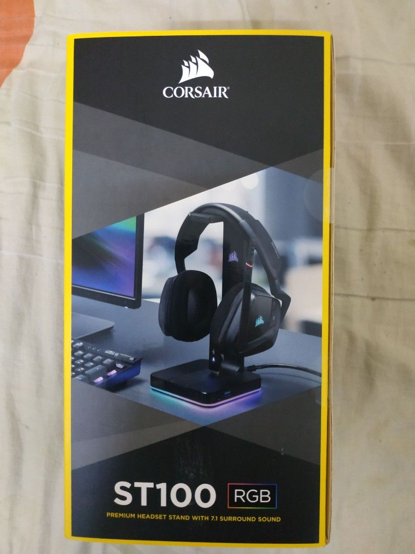 CORSAIR GAMING ST100 RGB Premium Headset Stand 