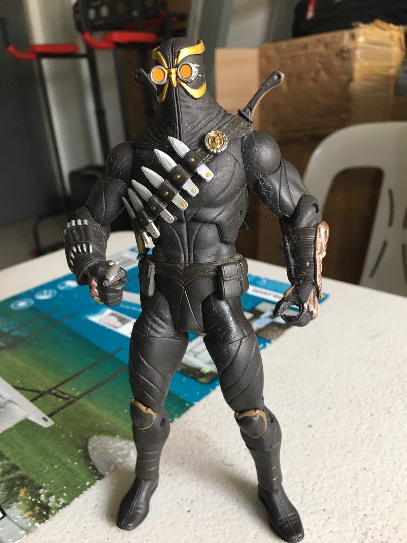 DC Collectibles Talon (Category: Figurines & Statues) located in Manila. Submitted by 888ejwright (Listing ID 1215033285, Image 2). Description: This was really hard to find. I love the Court of Owls story line. Complete accessories..