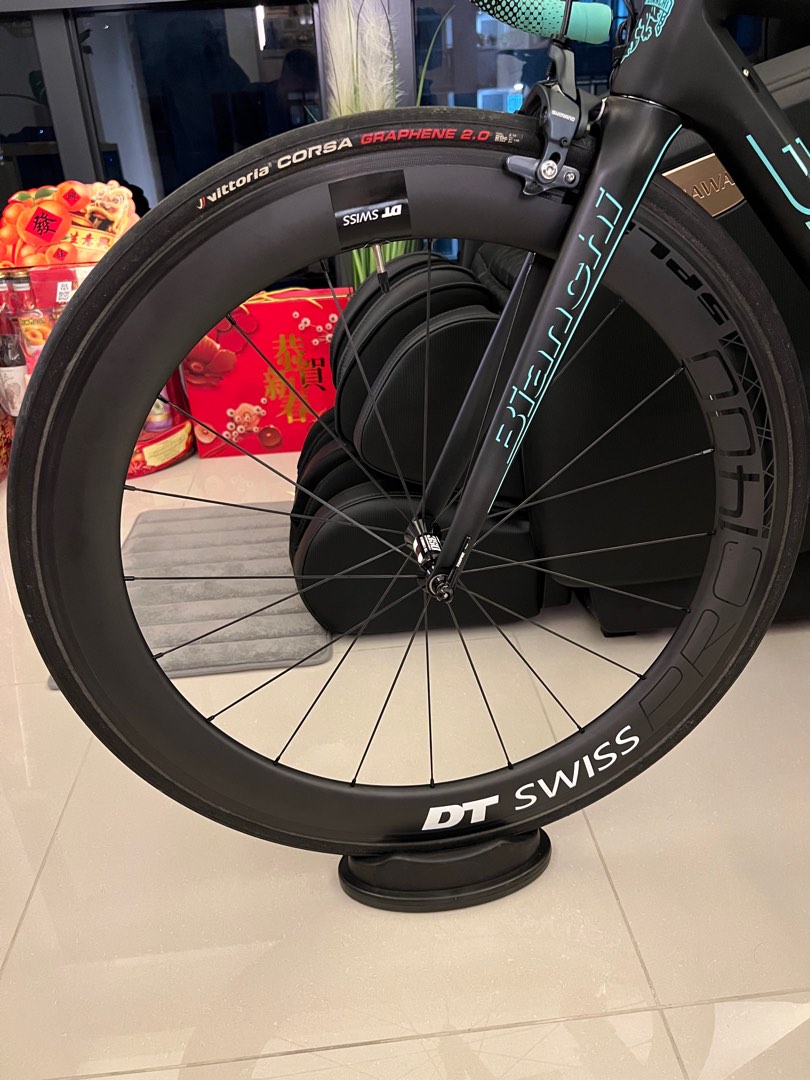 DT Swiss PRC 1400 Spline 60mm Rim w Tyre OEM, Sports Equipment ...