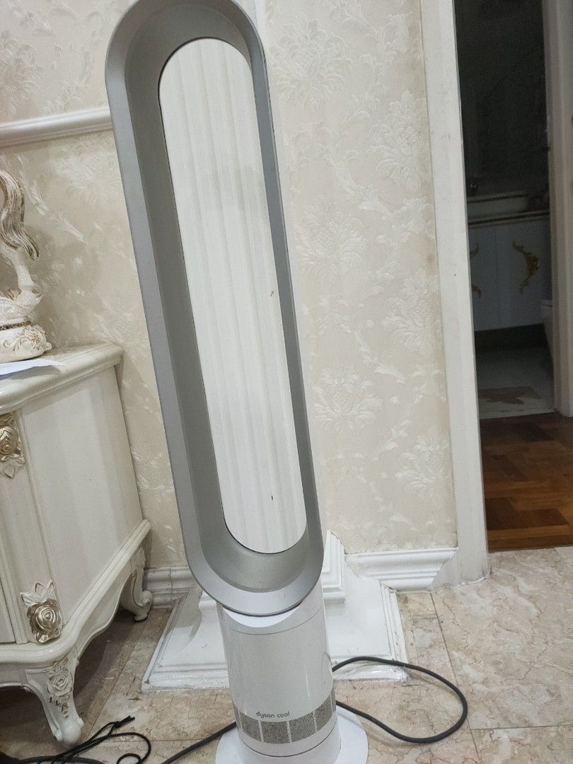 dyson fans, TV & Home Appliances, Air Conditioners & Heating on Carousell