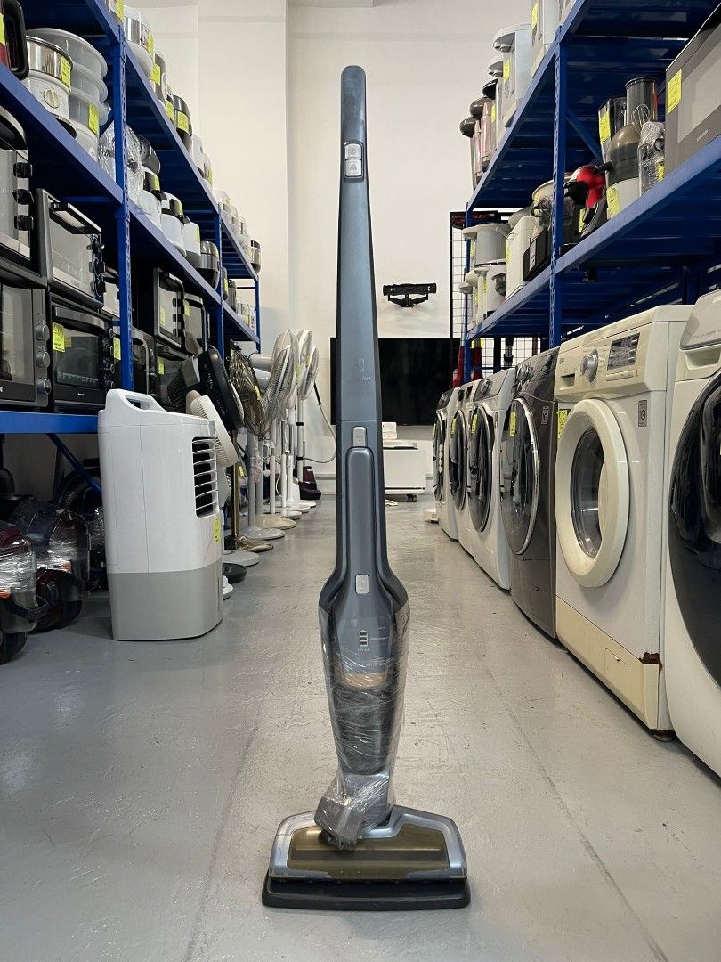ELECTROLUX ZB3411 HANDSTICK VACUUM CLEANER (18V) 2IN1 ERGORAPIDO