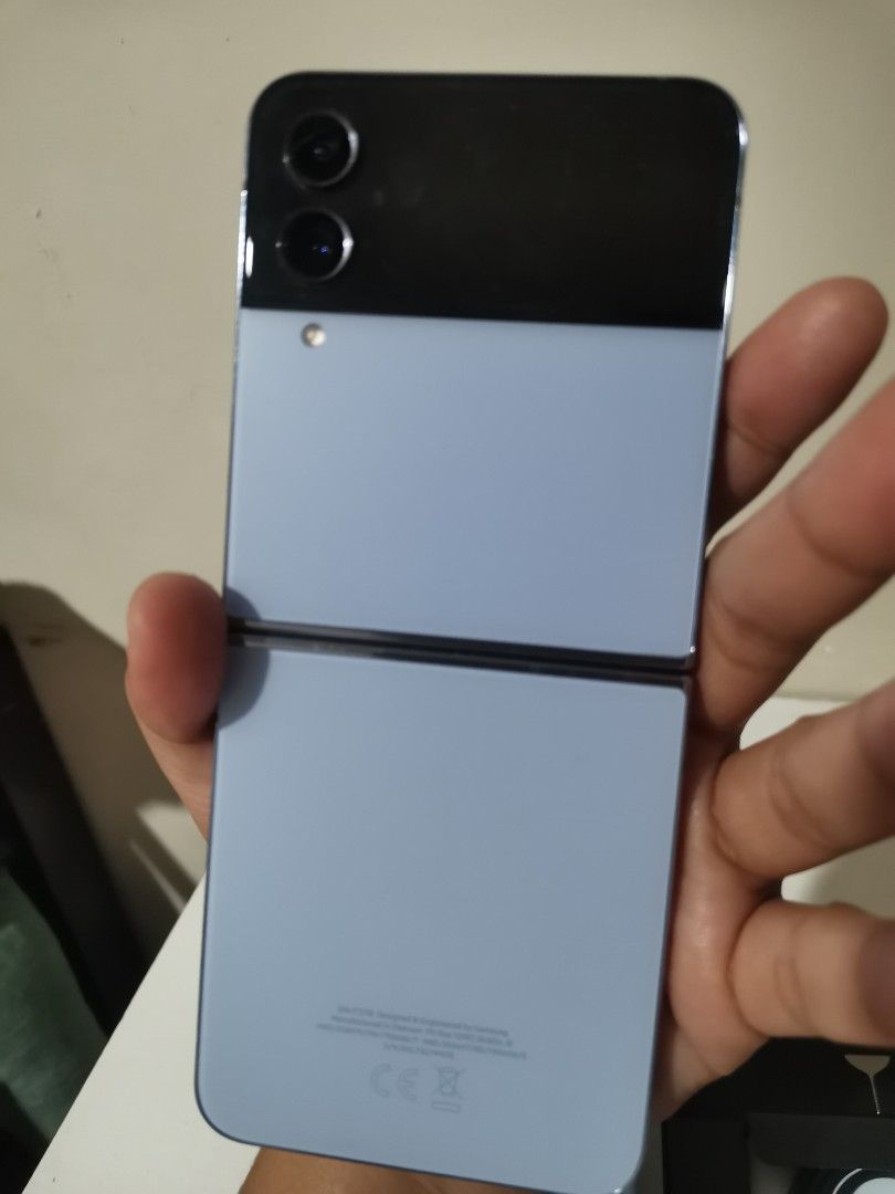 Flip z 4, Mobile Phones & Gadgets, Mobile Phones, Android Phones