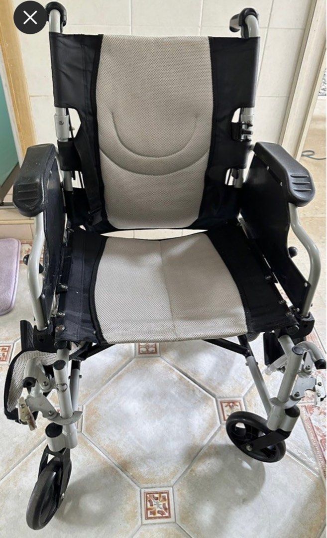 Foldable wheelchairs, Health & Nutrition, Assistive & Rehabilatory Aids