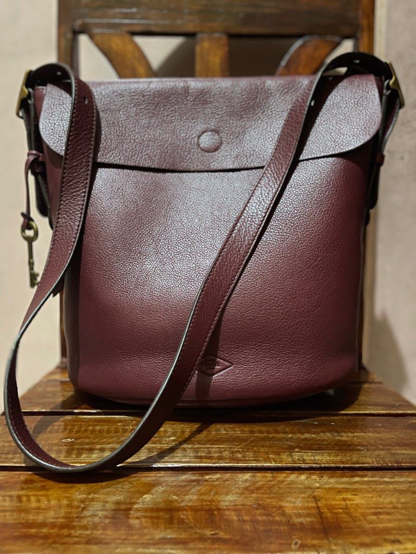 Fossil haven bucket bag Women s Fashion Bags Wallets Cross