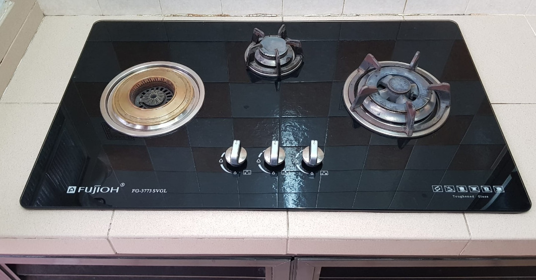 FUJIOH FG-3773 SVGL (3 BURNER HOB)-cylinder LPG gas version., TV & Home ...