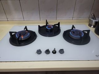 (Category: ) located in . Submitted by sengkang_shopper (Listing ID 1215103127, Image 1). Description: .
