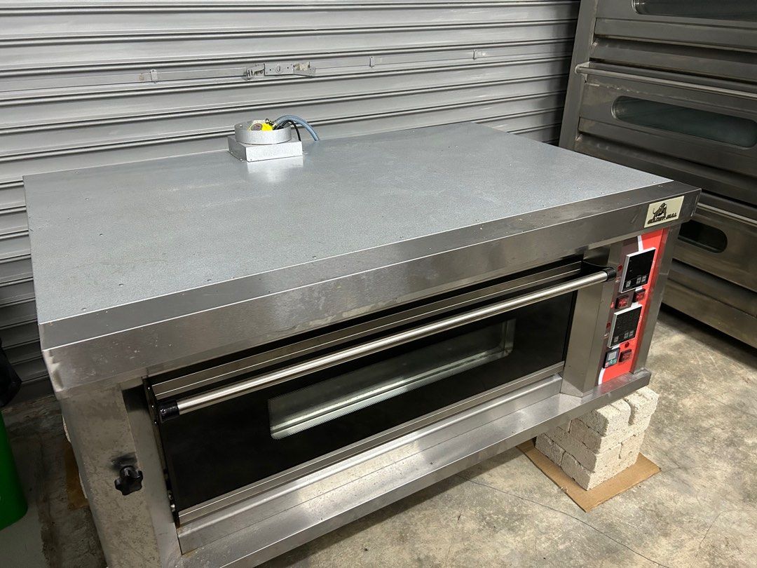 Golden Bull HTG12 Gas Oven, Furniture & Home Living, Kitchenware